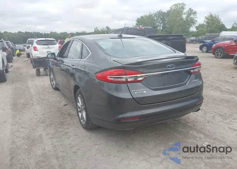 2018 Ford Fusion Energi Titanium из США, поврежденный, VIN 3FA6P0SU3JR145577